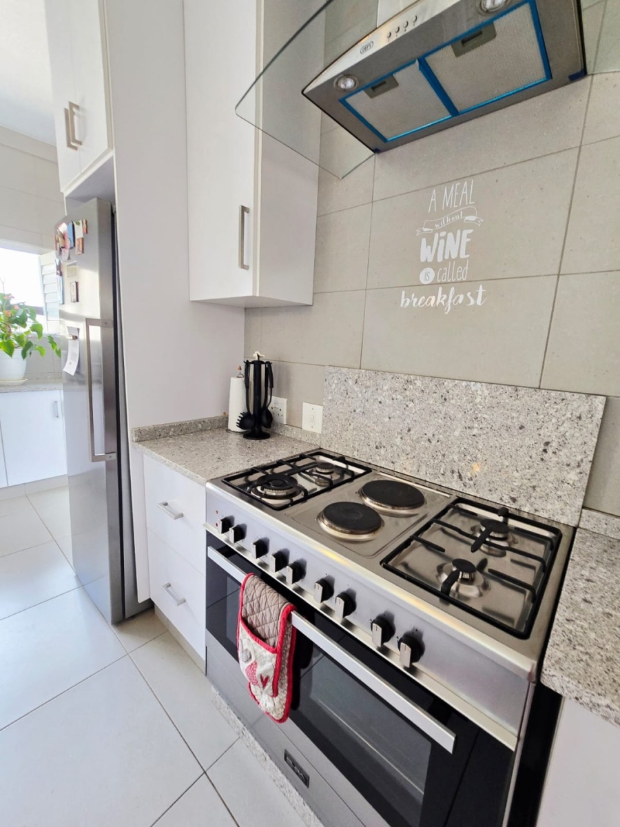 3 Bedroom Property for Sale in Wilkoppies North West